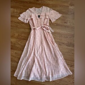 TAYLOR Peach Embroidered Lace Wrap Dress Size 8